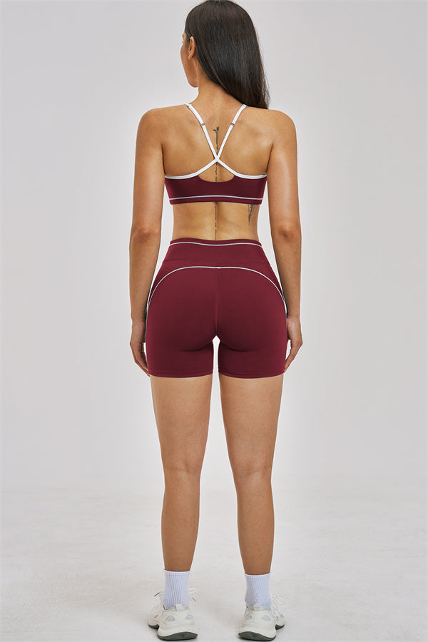 Conjunto Unbound de 2 piezas: sujetador deportivo y shorts
