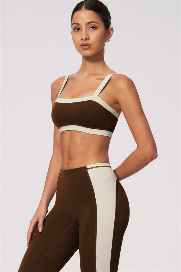 Ensemble 2 pièces Sandstone : brassière de sport et leggings