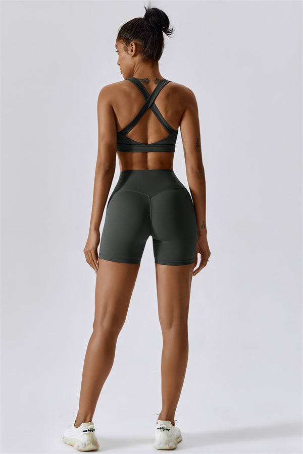 Conjunto de 2 piezas Eloise: sujetador deportivo y shorts