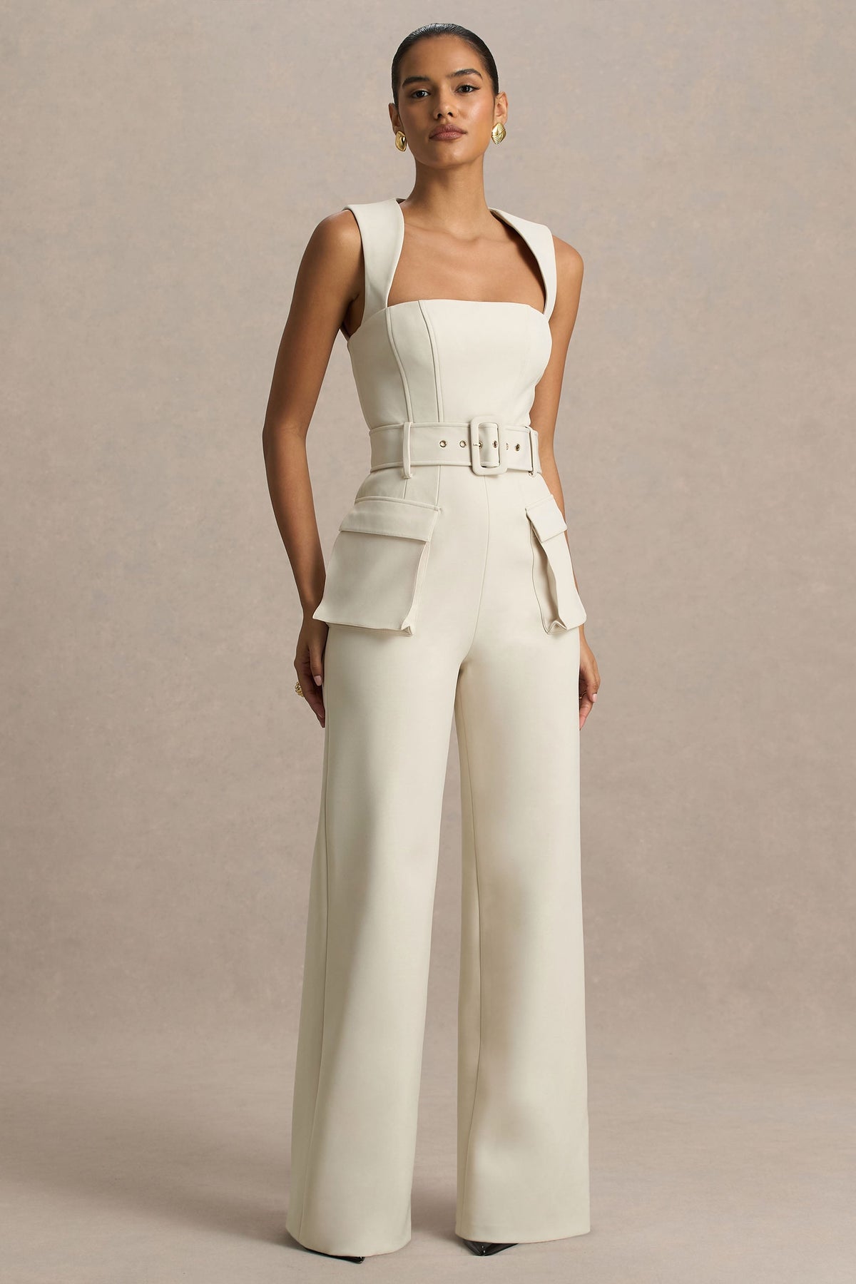 Solice | Mono color crema con escote cuadrado