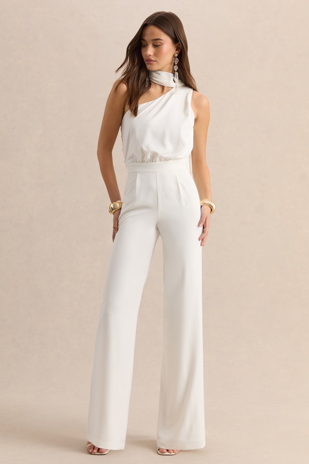 Gliselle | Mono blanco de un hombro con detalle de pañuelo