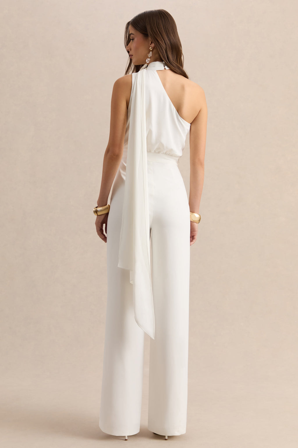 Gliselle | Mono blanco de un hombro con detalle de pañuelo
