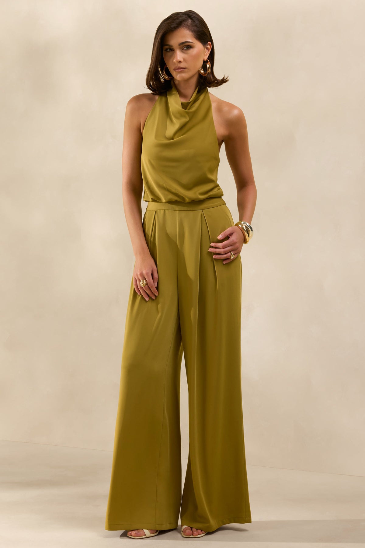 Elisra | Mono Largo de Satén Verde Oliva con Cuello Halter