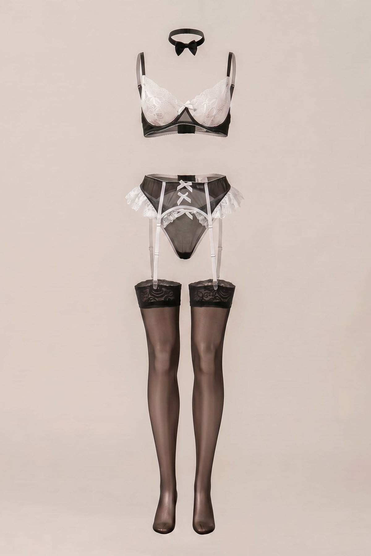 Set de cosplay de Eveline, la doncella