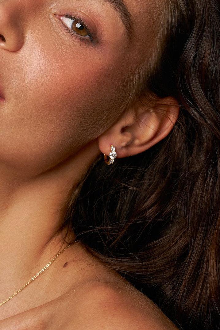 Pendientes de aro Radiance de moissanita