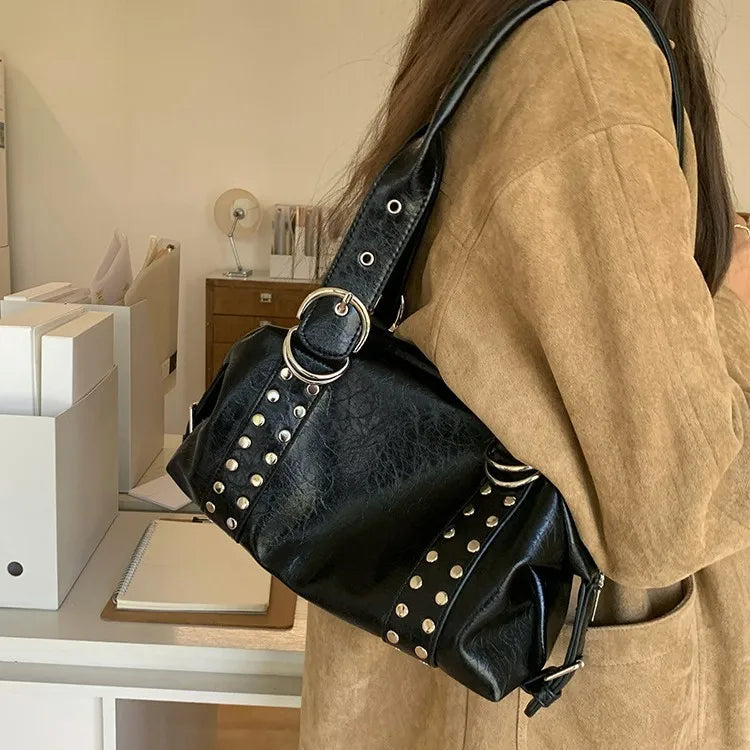 Bolso de cuero con remaches Valerie