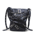 Bolso bandolera con remaches