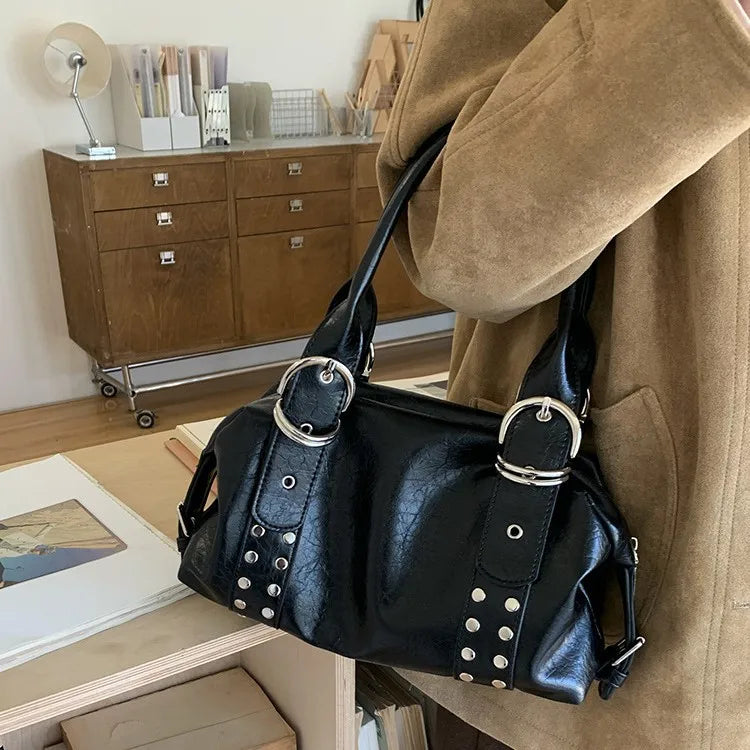 Bolso de cuero con remaches Valerie