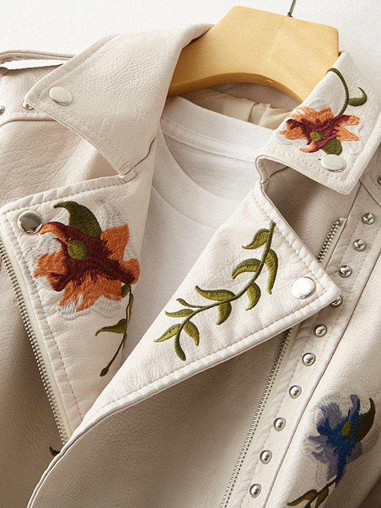 Chaqueta de cuero floral retro