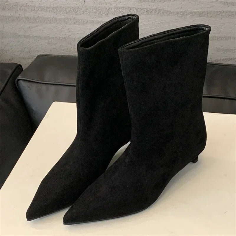 Botas Vivienne de punta fina