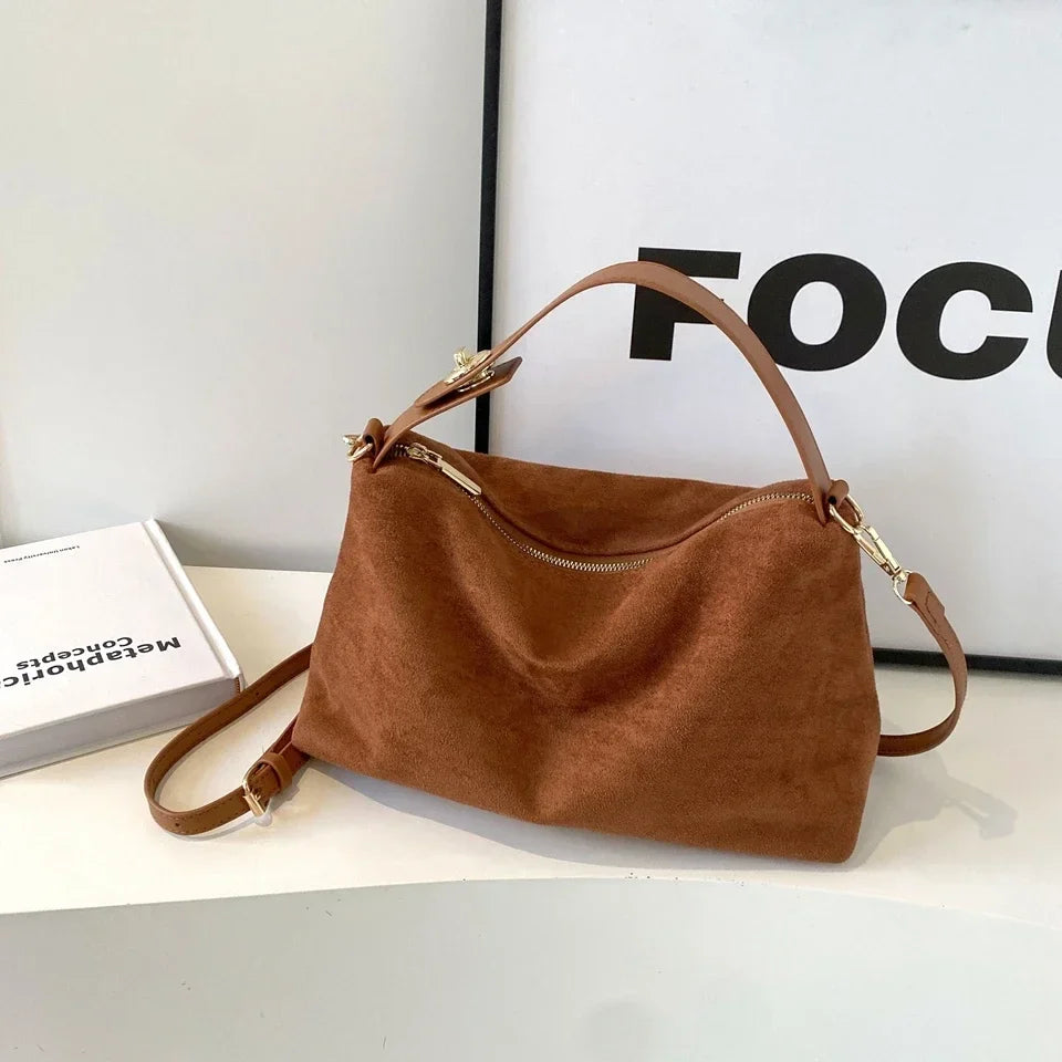 Bolso retro texturizado