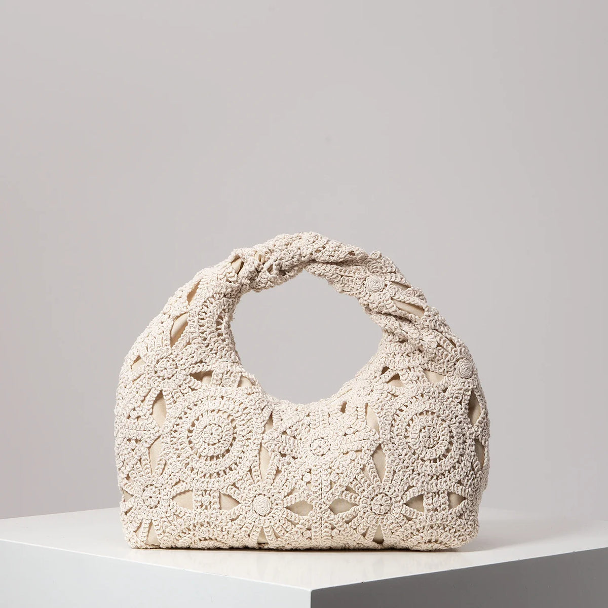 Bolso de mano tejido