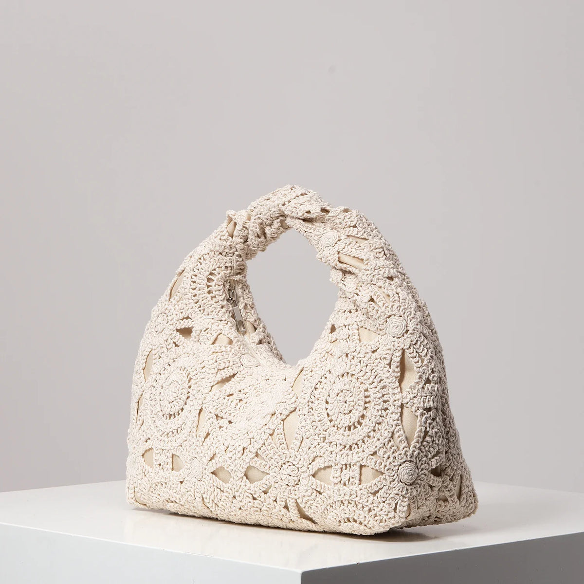 Bolso de mano tejido