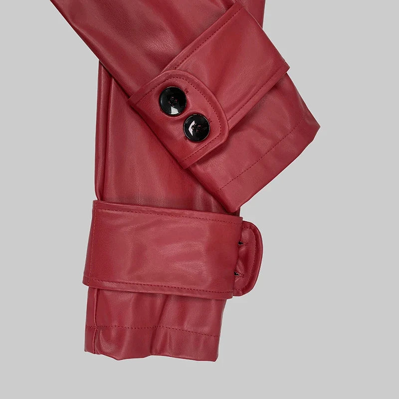 Chaqueta de cuero sintético roja