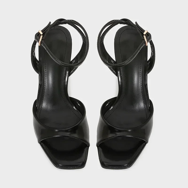 Tacones Aurelia con correa al tobillo