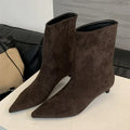 Botas Vivienne de punta fina