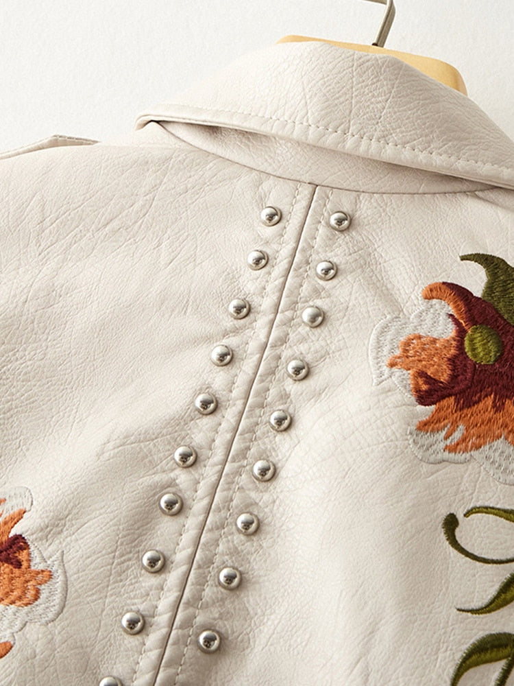 Chaqueta de cuero floral retro