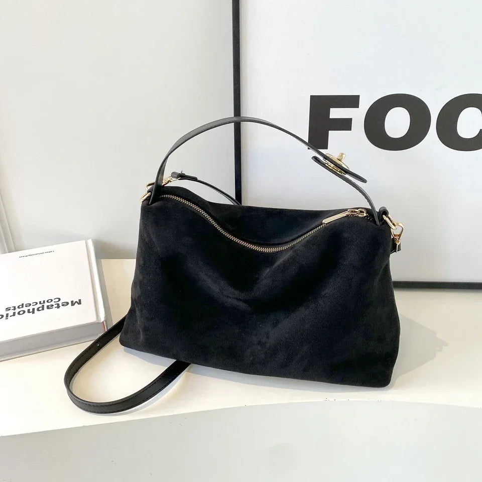 Bolso retro texturizado