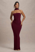 Nobu | Vestido largo con escote bandeau y cuello halter en color burdeos
