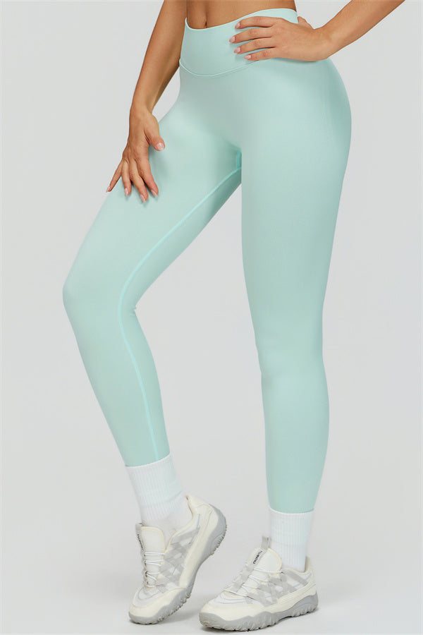 Empower 2-piece set: sports bra and leggings