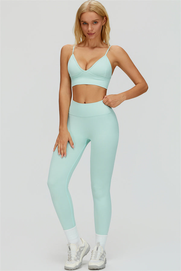 Empower 2-piece set: sports bra and leggings