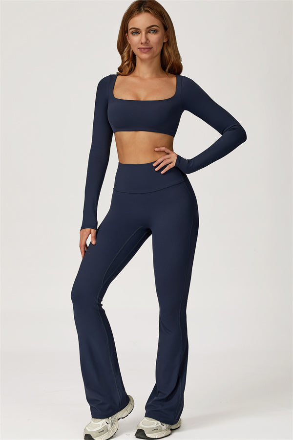 Conjunto de 2 piezas Lily Belle: top corto y leggings acampanados