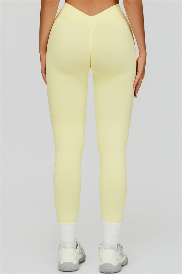 Empower 2-piece set: sports bra and leggings