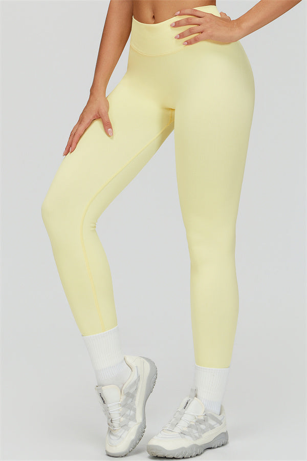 Empower 2-piece set: sports bra and leggings