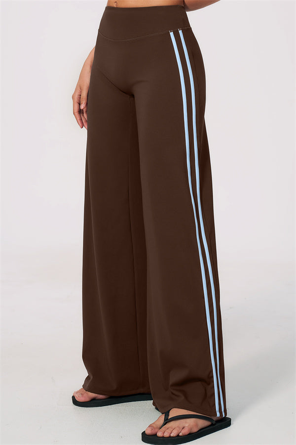 Conjunto de 2 piezas Evoke: top corto y pantalones de pierna recta