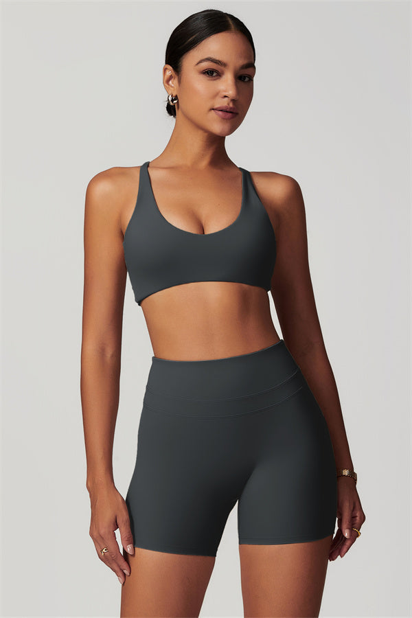 Ensemble 2 pièces Enigma : brassière de sport et short