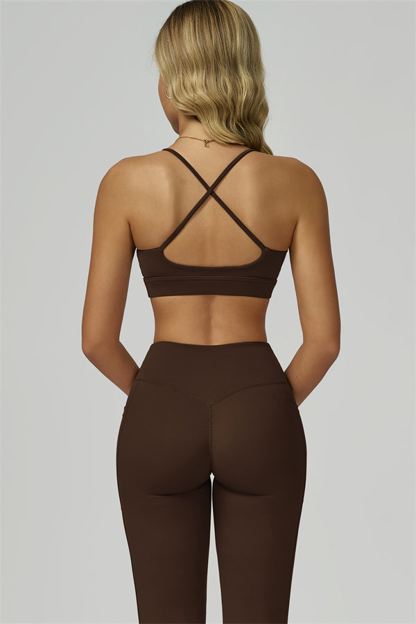 Conjunto de 2 piezas Flourish con sujetador deportivo y leggings acampanados