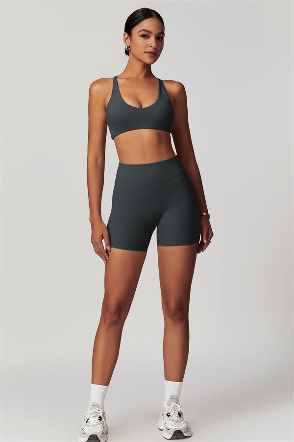 Ensemble 2 pièces Enigma : brassière de sport et short