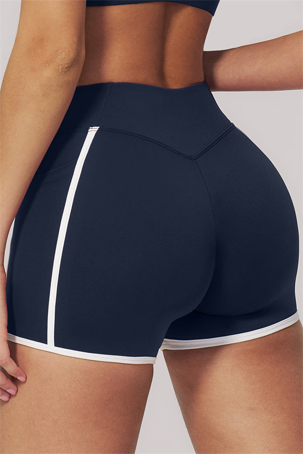 Clarity Contour Line 2-piece set: sports bra and shorts