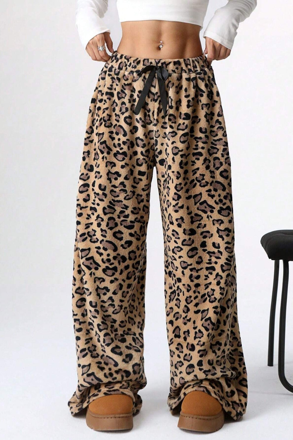Pantalones de pierna ancha con estampado de leopardo