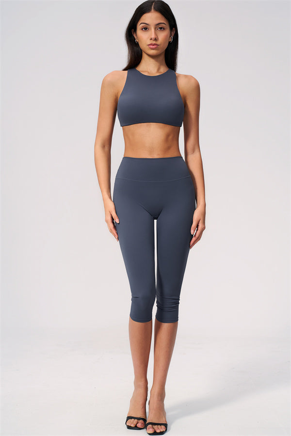 Ensemble 2 pièces Twirl : brassière de sport dos nu et legging corsaire
