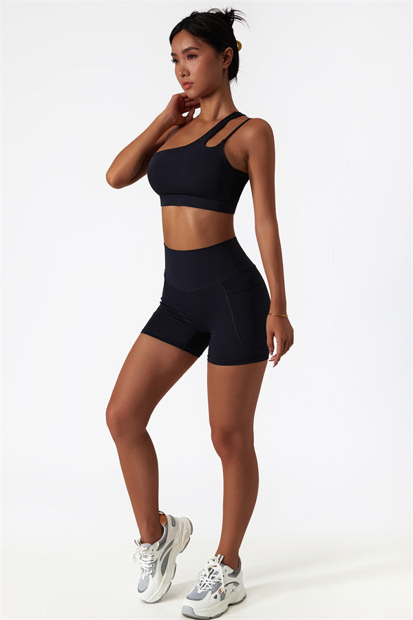 Ensemble 2 pièces Blissful Rose : brassière de sport et short