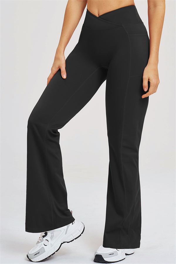Ensemble 3 pièces Sizzle : veste zippée, brassière de sport et leggings évasés