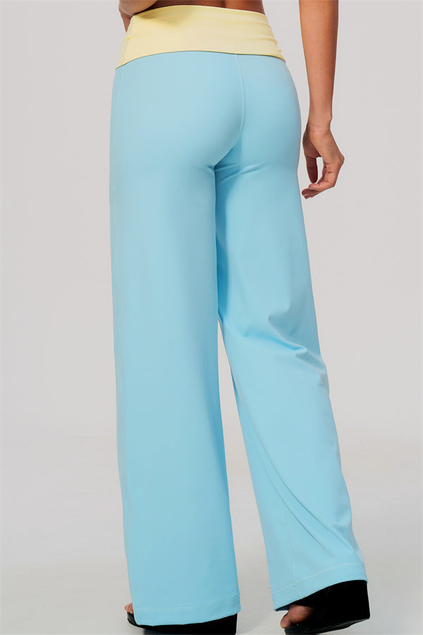 Conjunto de 2 piezas Cascade: camiseta de manga larga y pantalones de pierna recta con bloques de color