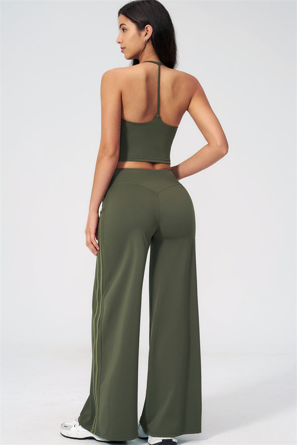 Conjunto de 2 piezas Evoke: top corto y pantalones de pierna recta
