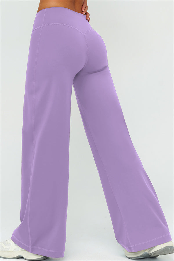 Conjunto Twirl de 3 piezas: chaqueta con cremallera, top halter y pantalones de pierna recta