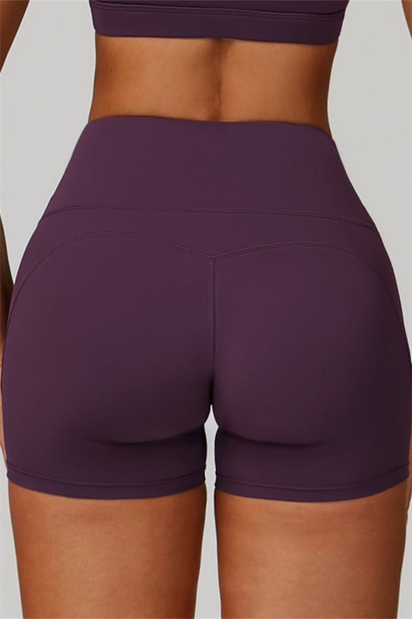 Gedurfde 2-delige sportset: bh met racerback en shorts