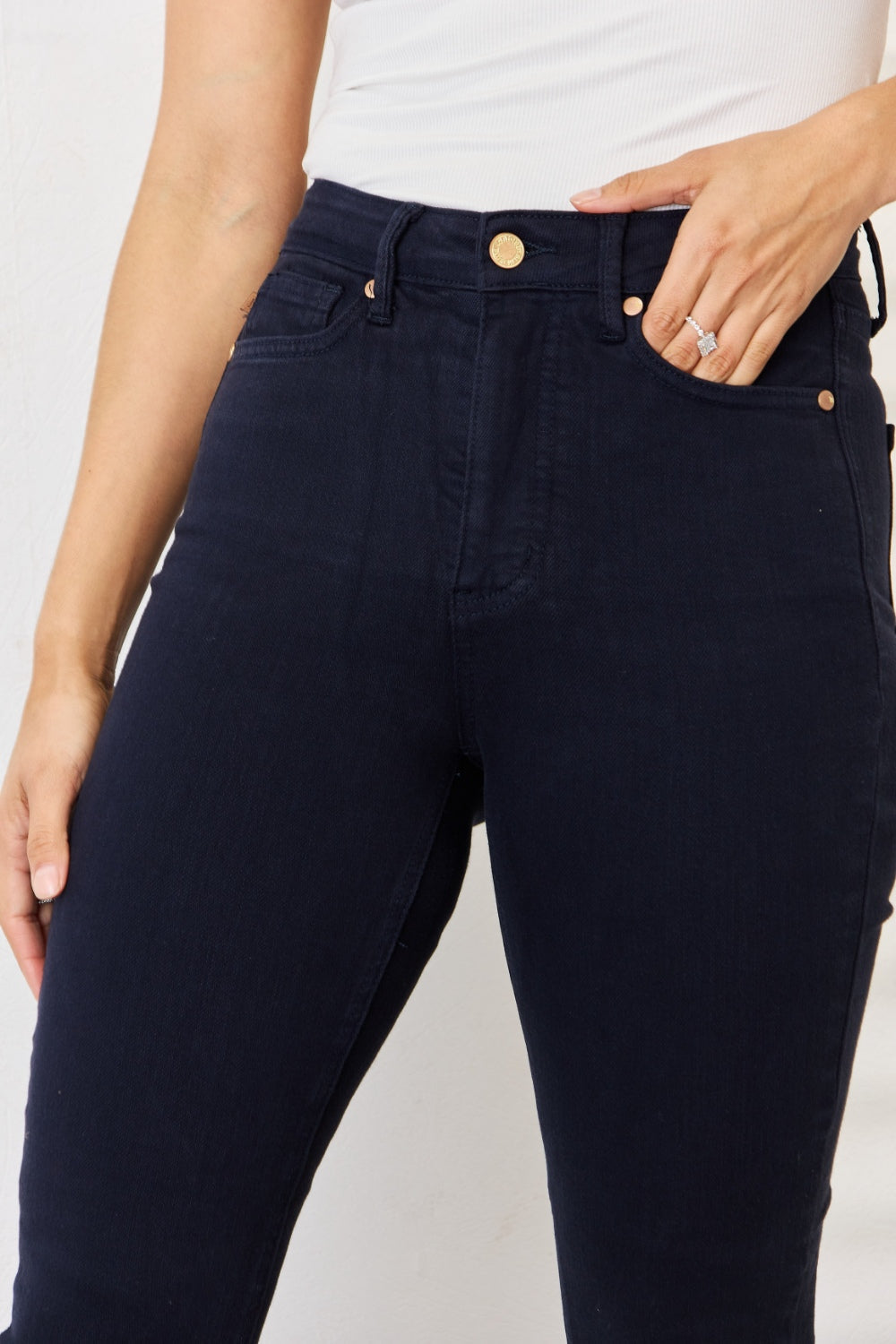 Jeans skinny Judy Blue de todas las tallas, teñidos en prenda, con control de abdomen