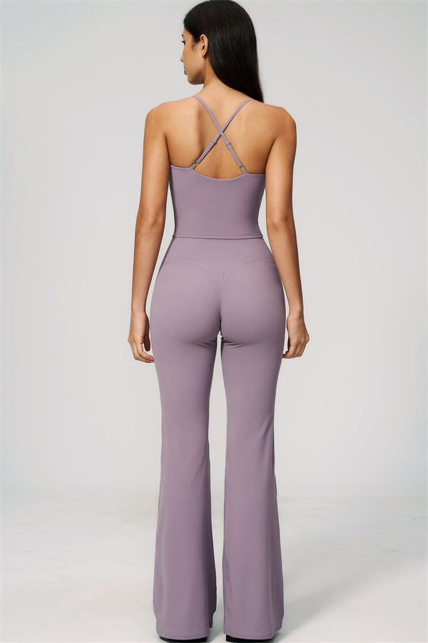 Conjunto de 2 piezas Zura con camiseta de tirantes y leggings acampanados