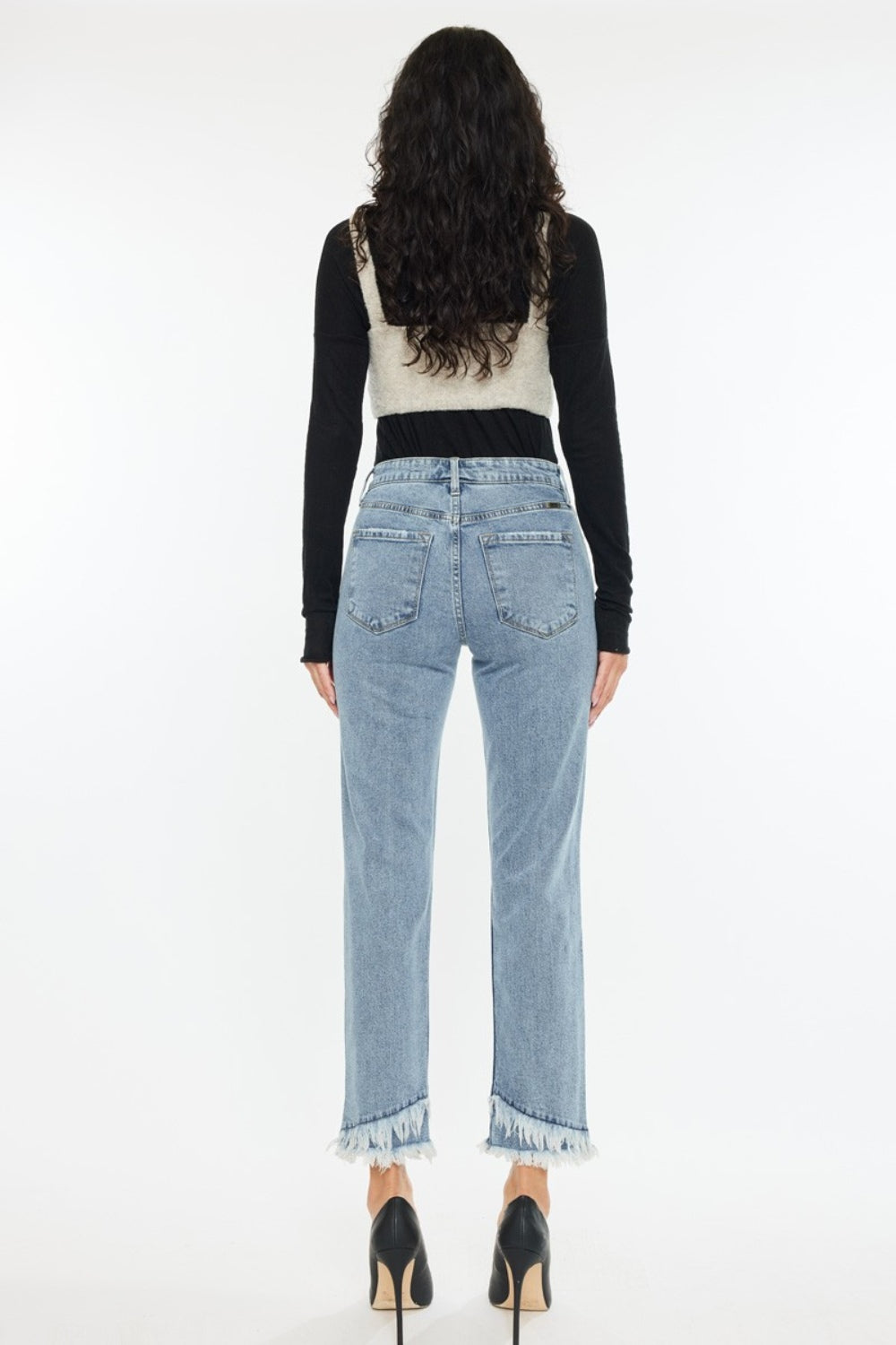 Jeans Kancan de tiro alto y pierna recta con dobladillo sin rematar