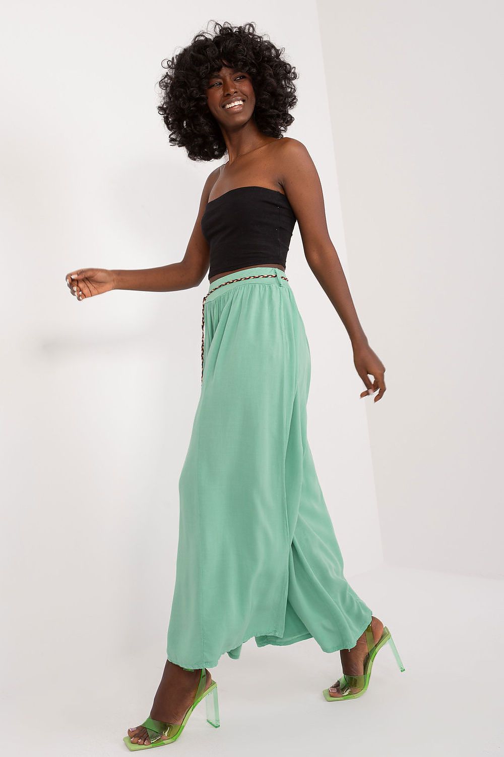 Pantalones de pierna ancha OCH BELLA