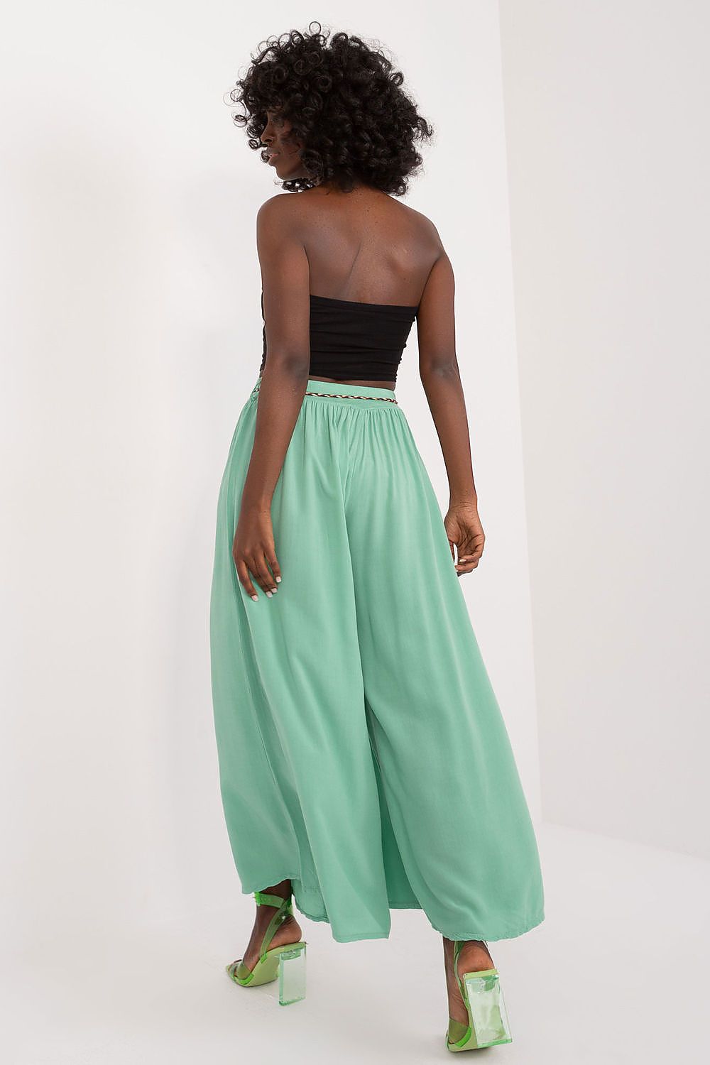 Pantalones de pierna ancha OCH BELLA