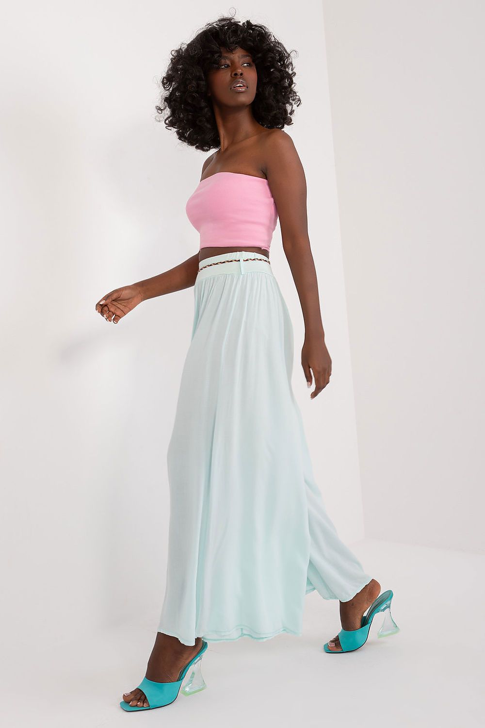 Pantalones de pierna ancha OCH BELLA