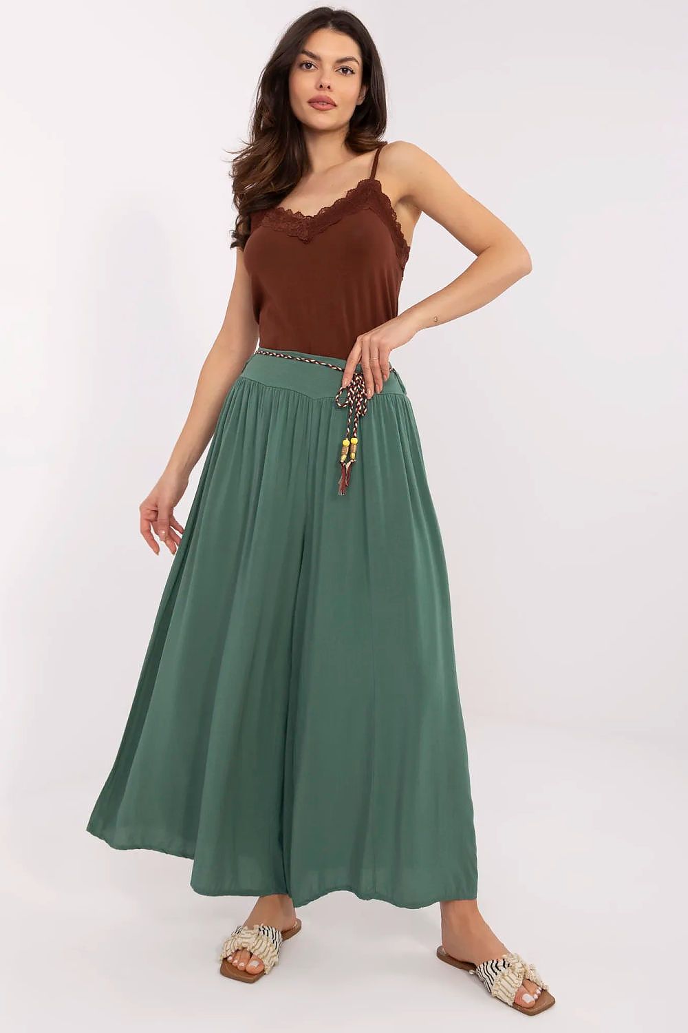 Pantalones de pierna ancha OCH BELLA