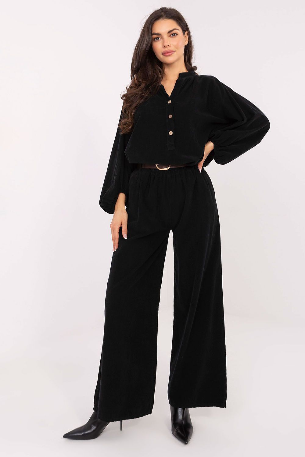 Pantalones de pana con cinturón