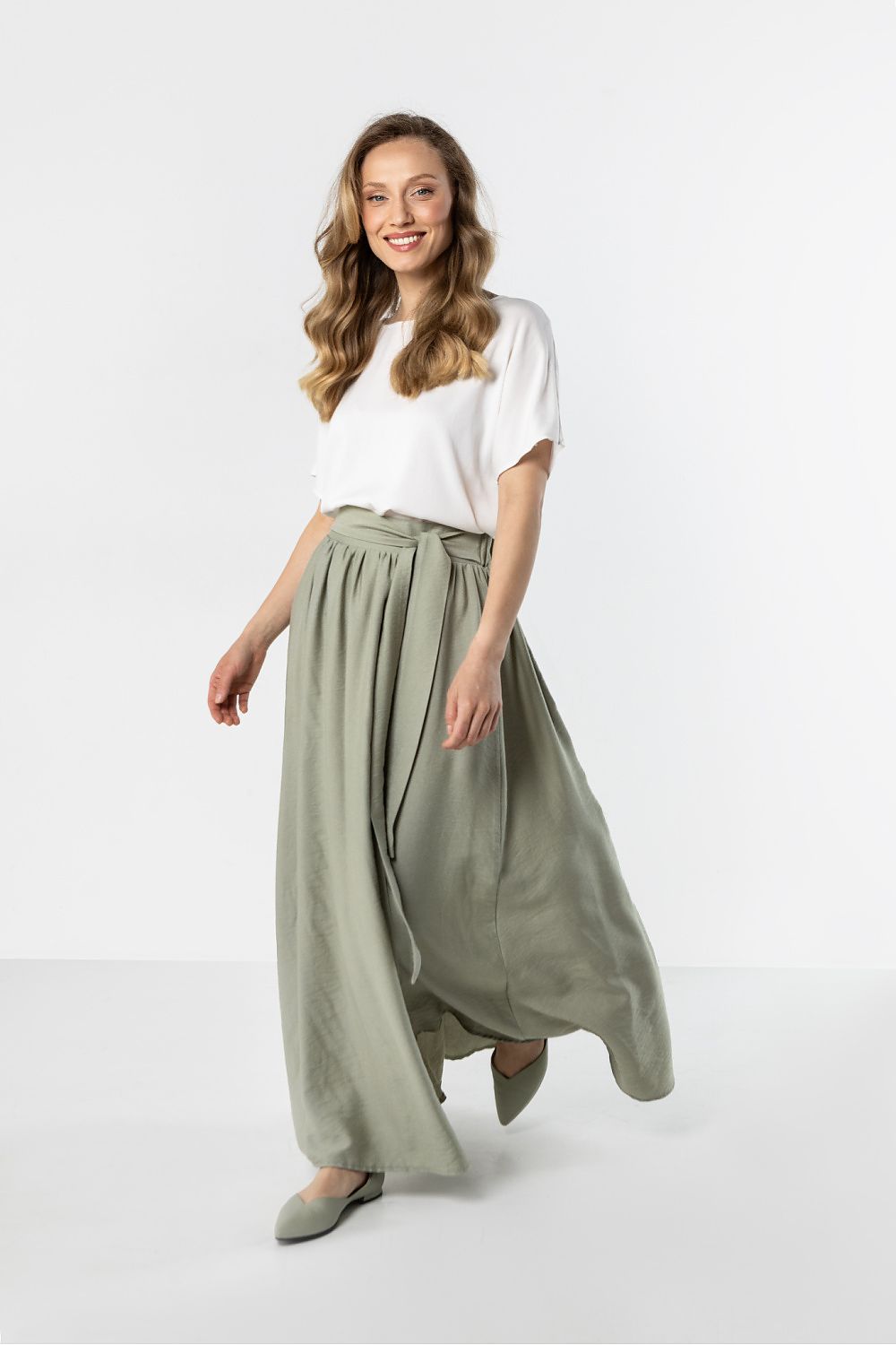 Falda maxi fluida de cintura alta para mujer con lazo en la cintura y abertura frontal